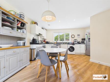Kitchen / Diner
