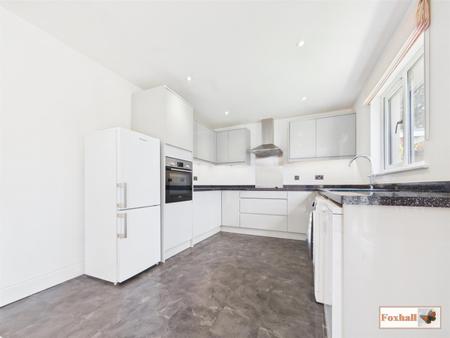 Open Plan Kitchen and Living Space