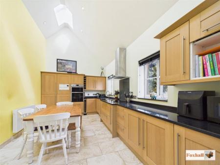 Kitchen / Diner