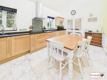Kitchen / Diner