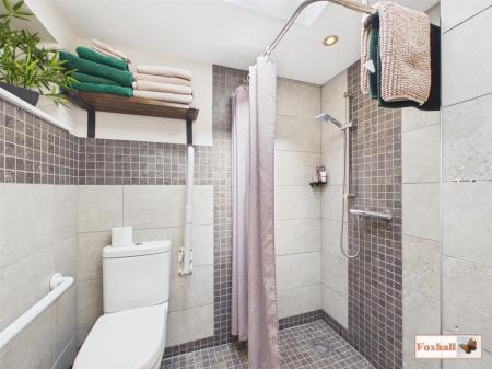 Annexe Wet Room