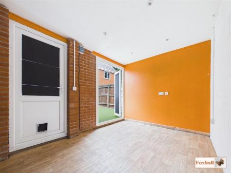 Garage & Parking
