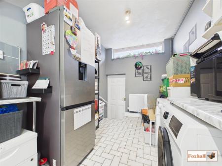 Kitchen / Breakfast Room