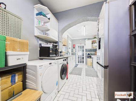 Kitchen / Breakfast Room