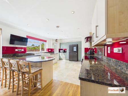 Kitchen / Diner