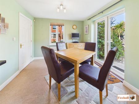 Kitchen / Dining Areas