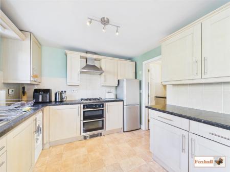 Kitchen / Dining Areas