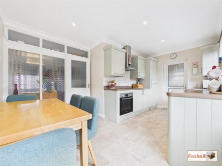 Kitchen / Diner