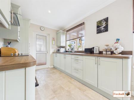 Kitchen / Diner