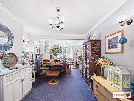 Lounge / Dining Room
