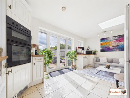 Kitchen / Dining / Living space