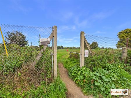 CAM02769G0-PR0945-STILL016.jpg