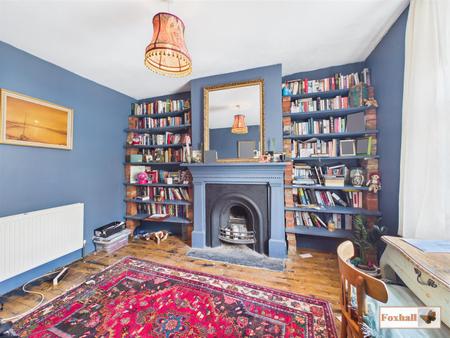 Bedroom Four / Lounge