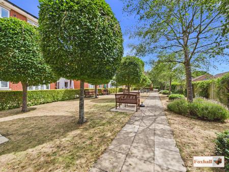 Communal Areas & Gardens