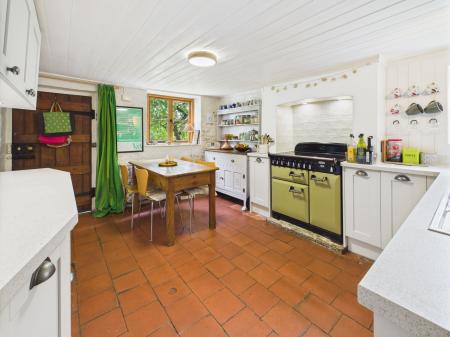 Kitchen/Breakfast Room