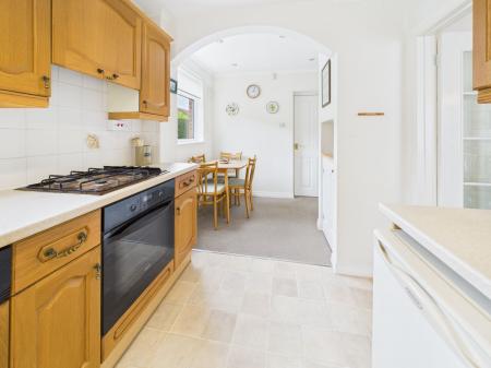 Kitchen/Breakfast Room
