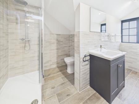 Third floor shower room