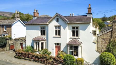 01873 564421