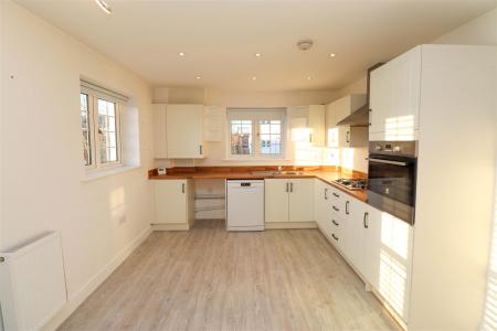 Open Plan Living/Dining/Kitchen