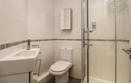 Bedroom 2 En-Suite