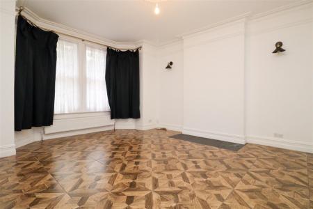 Reception Room/Bedroom 8