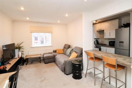 Living/Dining Room