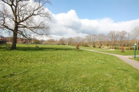 Crookham Park Open Space