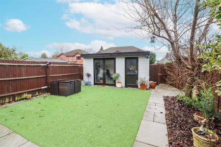 Garden & Garden Room