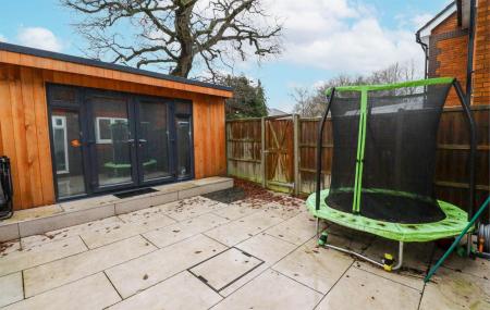 Rear Garden & Garden Room
