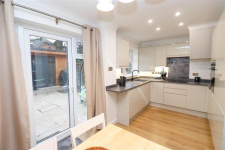 Kitchen/Breakfast Room