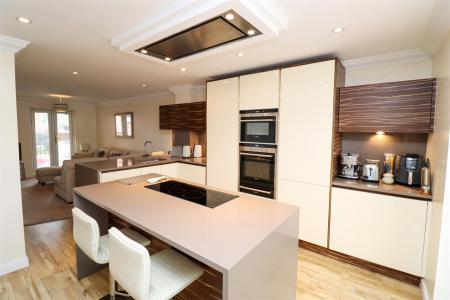 Kitchen/Breakfast/Family Room