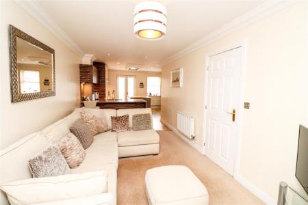 Kitchen/Breakfast/Family Room