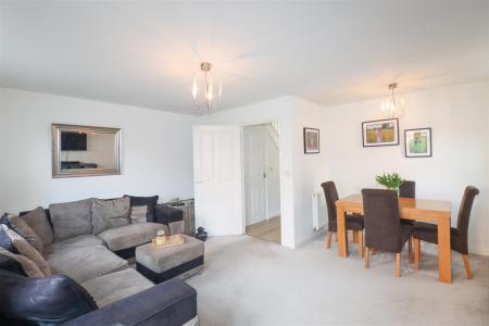 Living/Dining Room