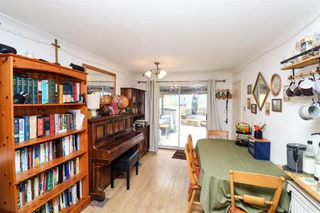 Living/Dining Room