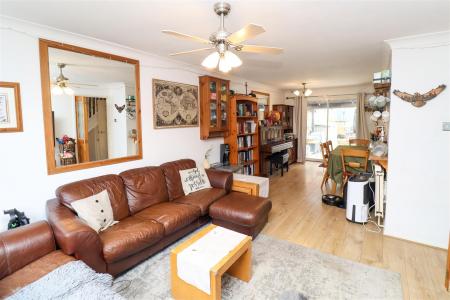 Living/Dining Room