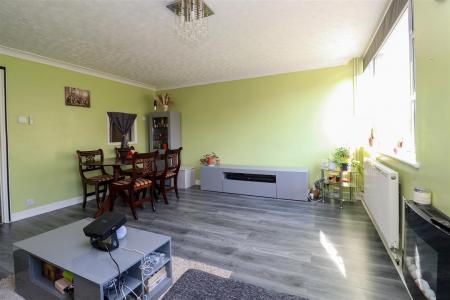 Living/Dining Room