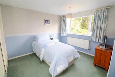 Bedroom 2 (1st Floor)