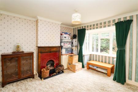 Living/Sitting Room