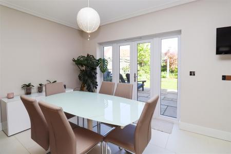 Kitchen/Dining/Family Room