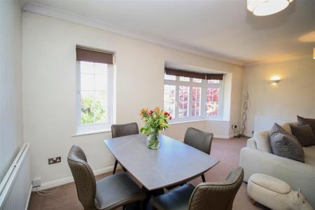 Living/Dining Room