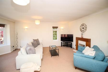 Living/Dining Room
