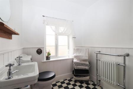 En Suite 1