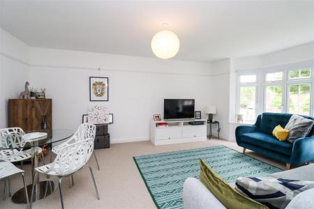 Living/Dining Room