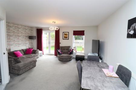 Living/Dining Room