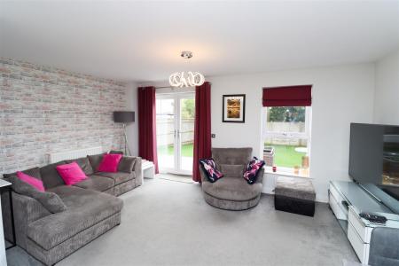 Living/Dining Room
