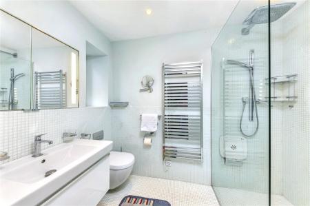 En Suite Shower Room