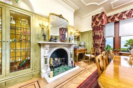 Dining Room (2)