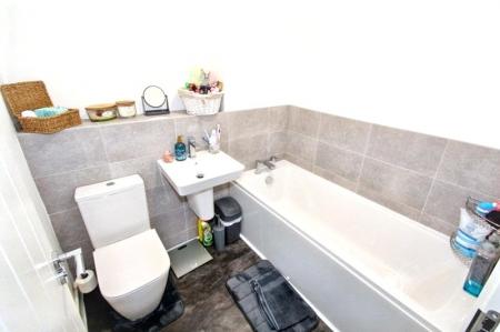 Bathroom/Wc