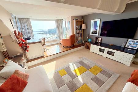 Lounge 2