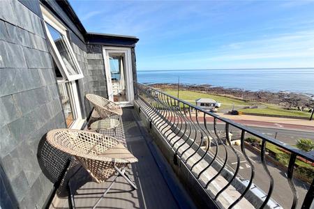 Balcony 2